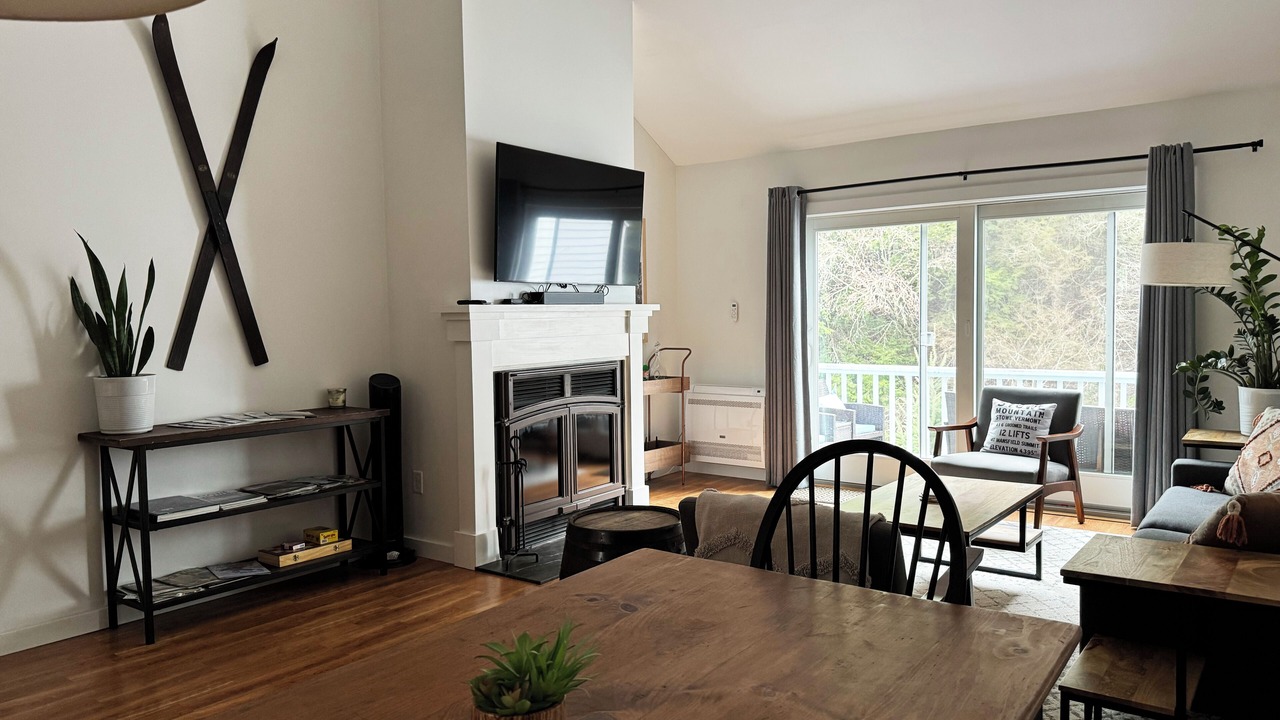 Photo of Livingroom in Stowe Area