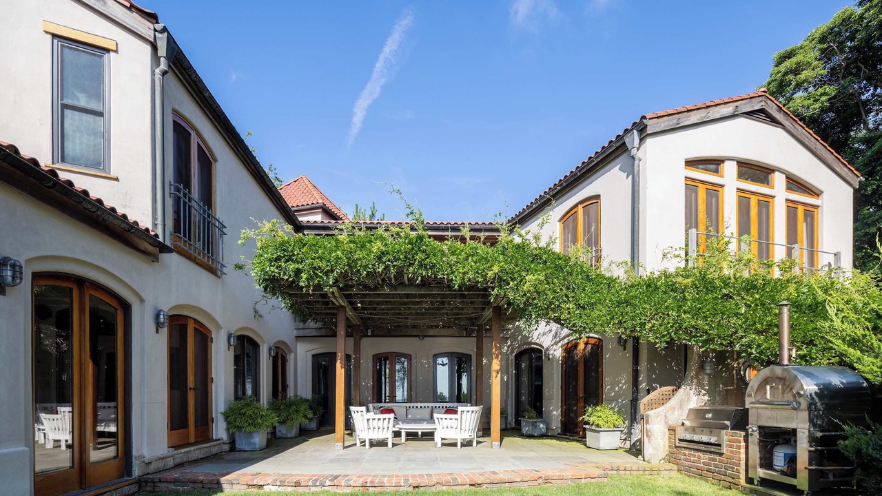 Photo of Patio Balcony in North Haven