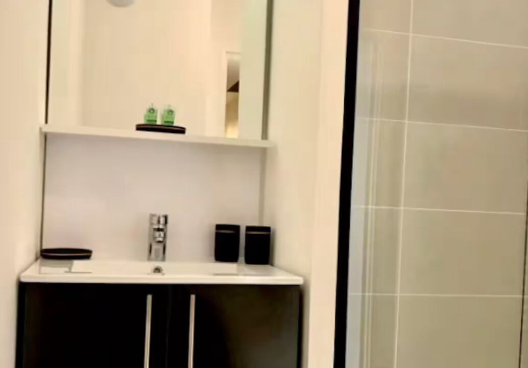 Photo of Bathroom in Glacis-Victoire