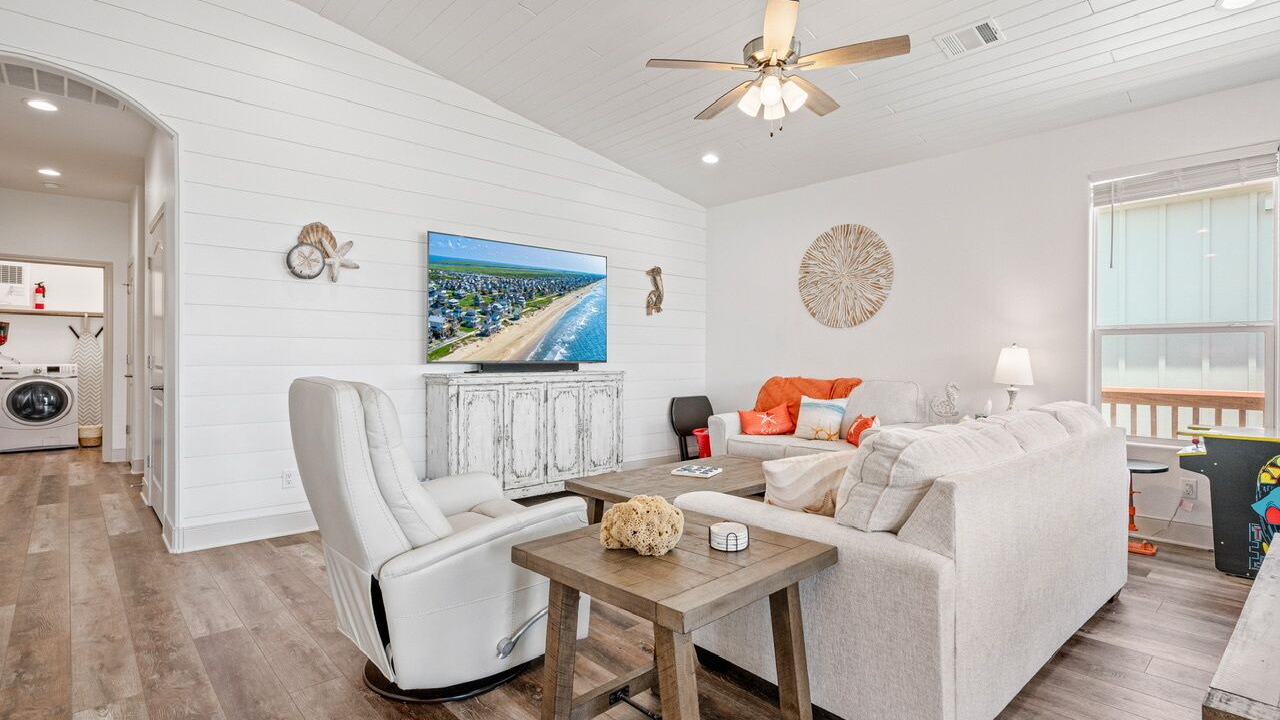 Photo of Livingroom in Crystal Beach