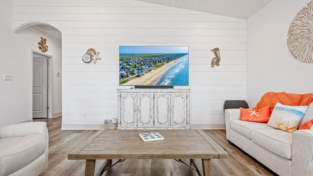Photo of Livingroom in Crystal Beach