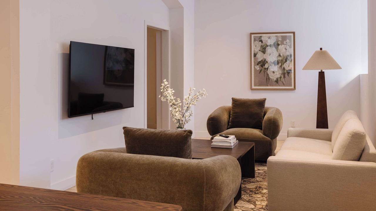 Photo of Livingroom in Chinatown