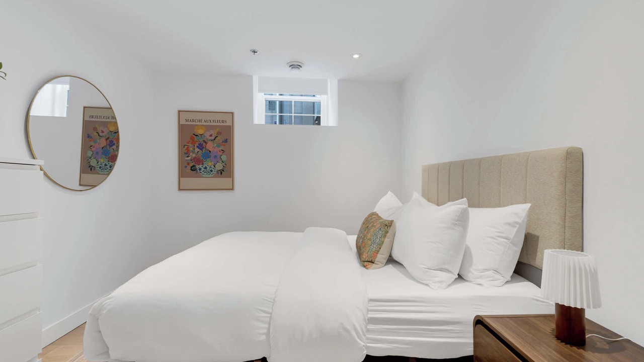 Photo of Bedroom in Chinatown