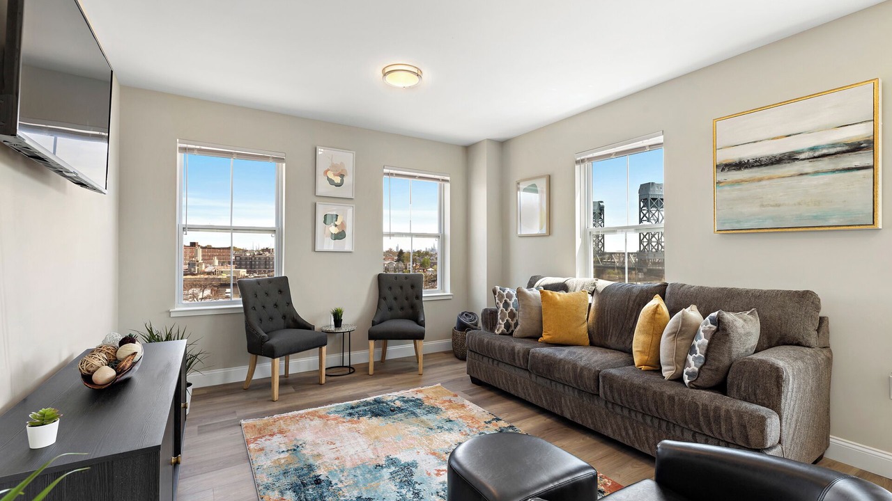 Photo of Livingroom in Newark