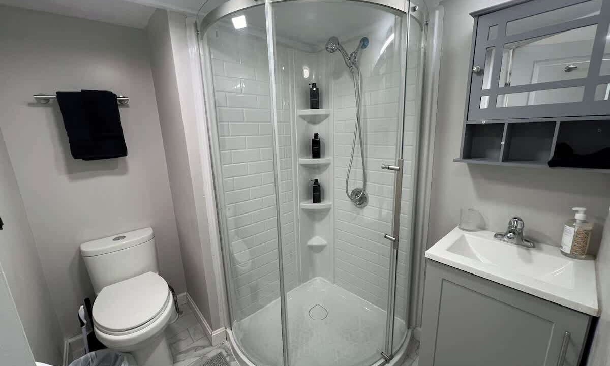 Photo of Bathroom in Salem