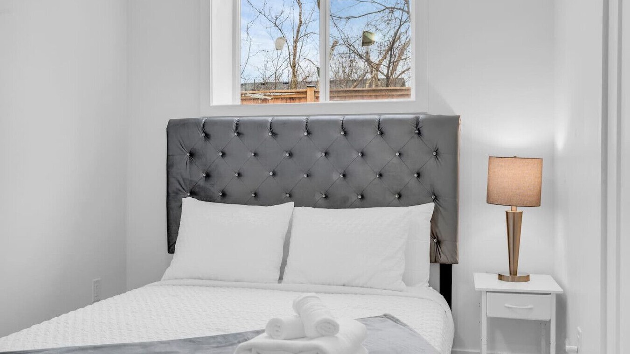 Photo of Bedroom in Niagara Falls