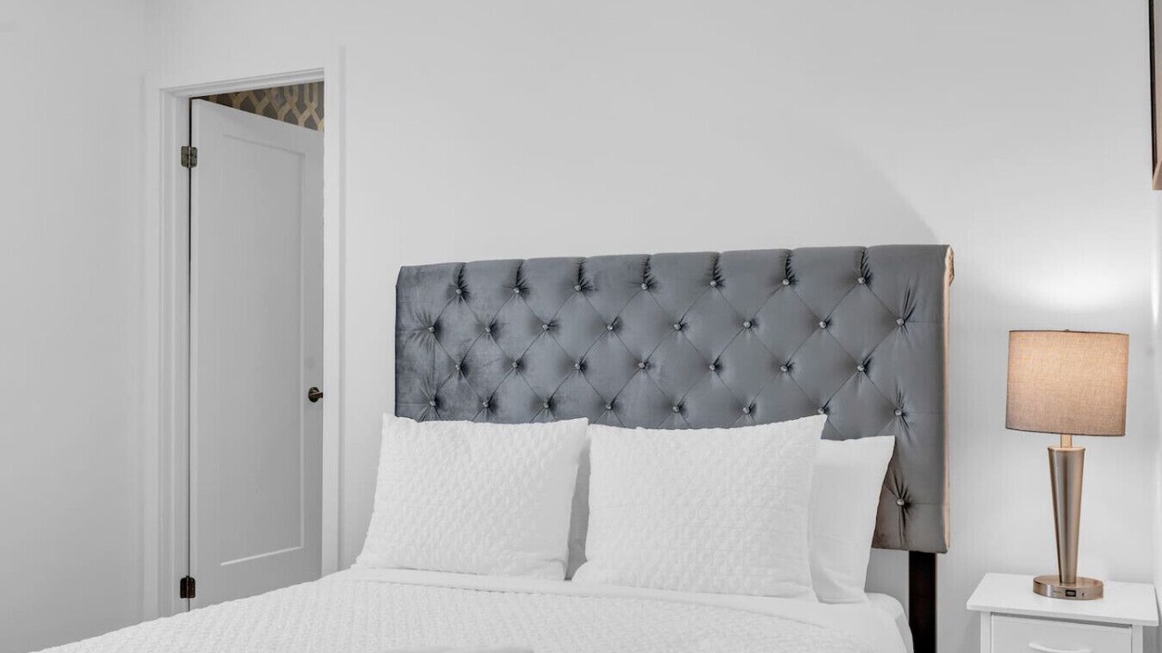 Photo of Bedroom in Niagara Falls