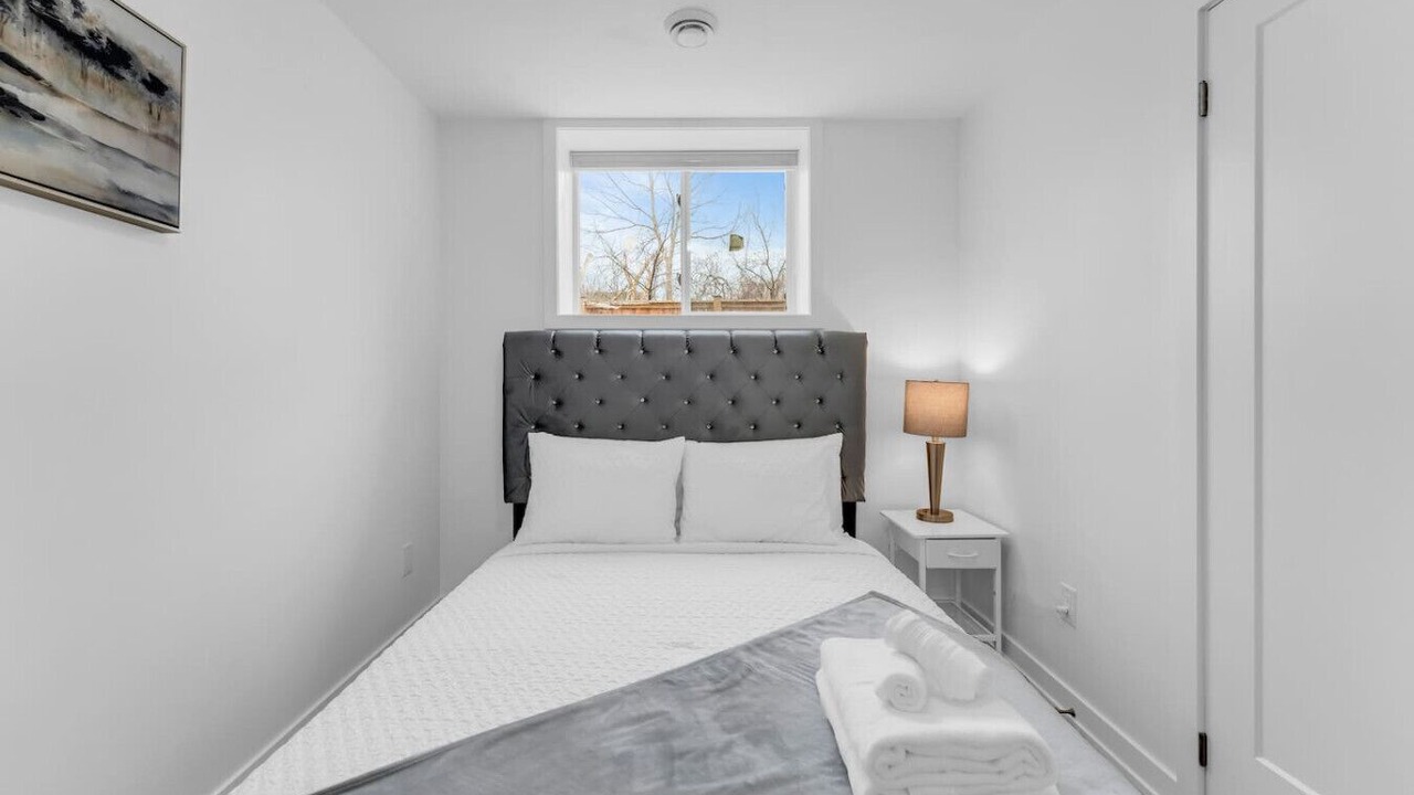 Photo of Bedroom in Niagara Falls