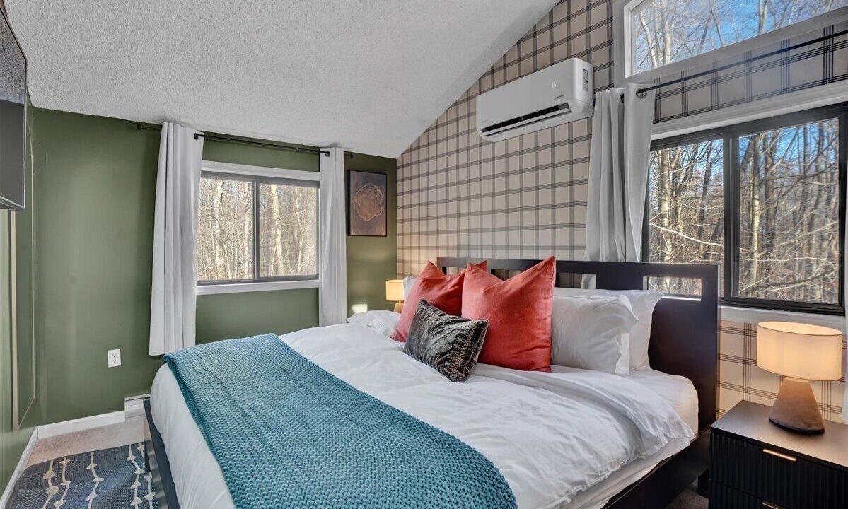 Photo of Bedroom in Gouldsboro