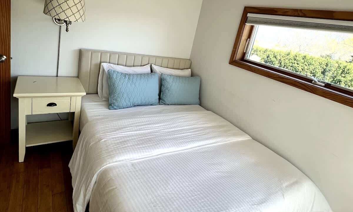 Photo of Bedroom in Shinnecock Hills
