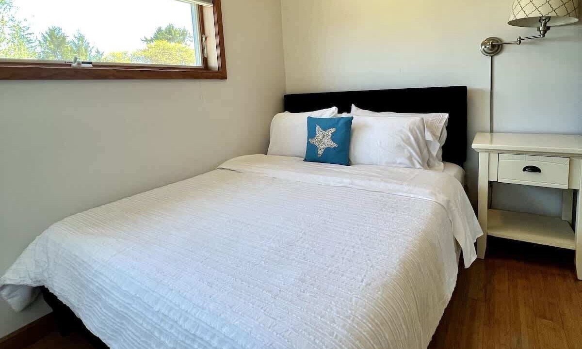 Photo of Bedroom in Shinnecock Hills