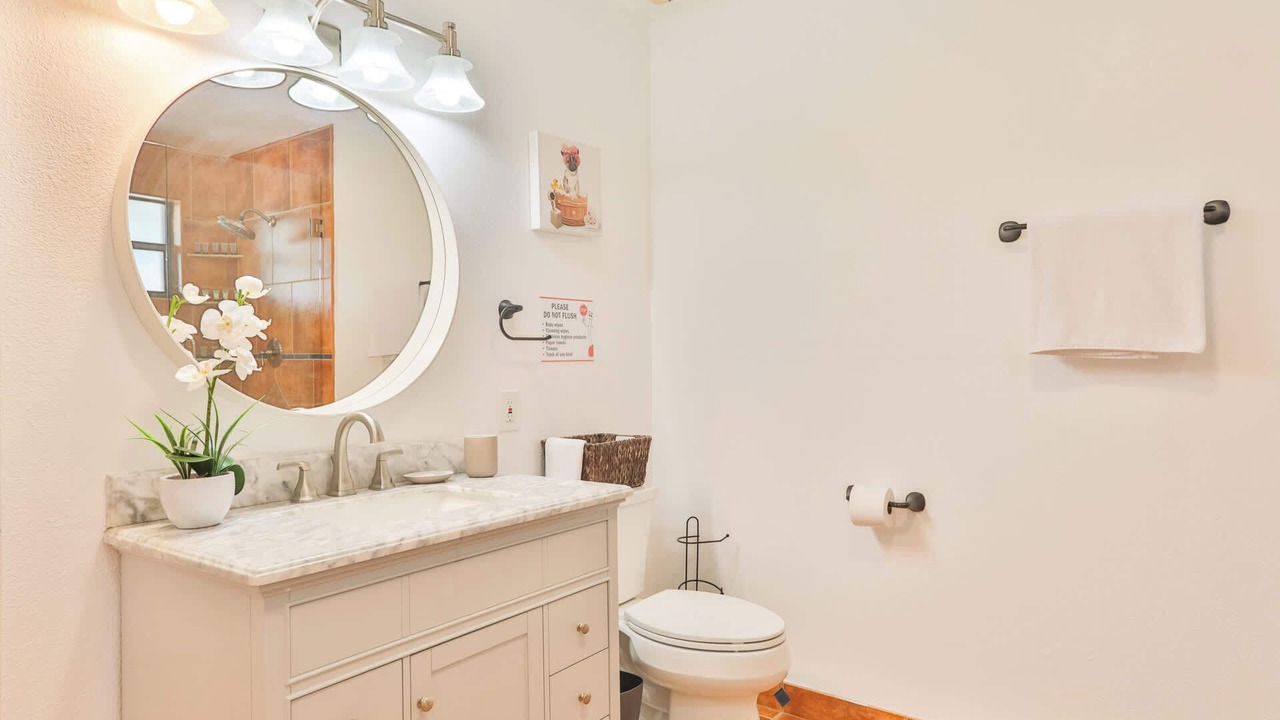 Photo of Bathroom in Hallandale Beach