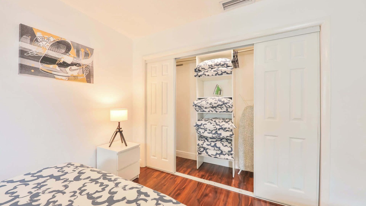Photo of Bedroom in Hallandale Beach