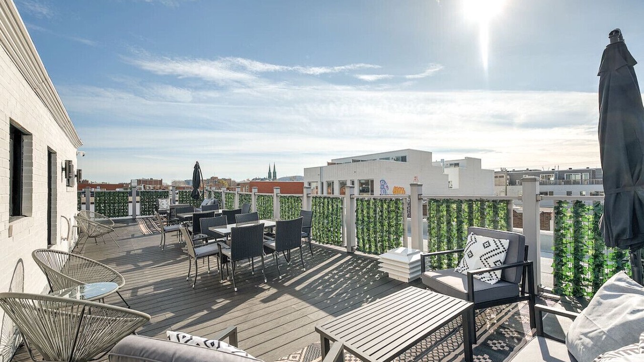Photo of Outdoor in La Petite-Patrie