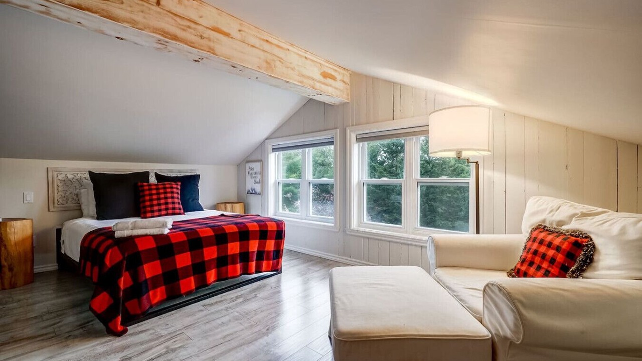 Photo of Bedroom in Mont-Tremblant