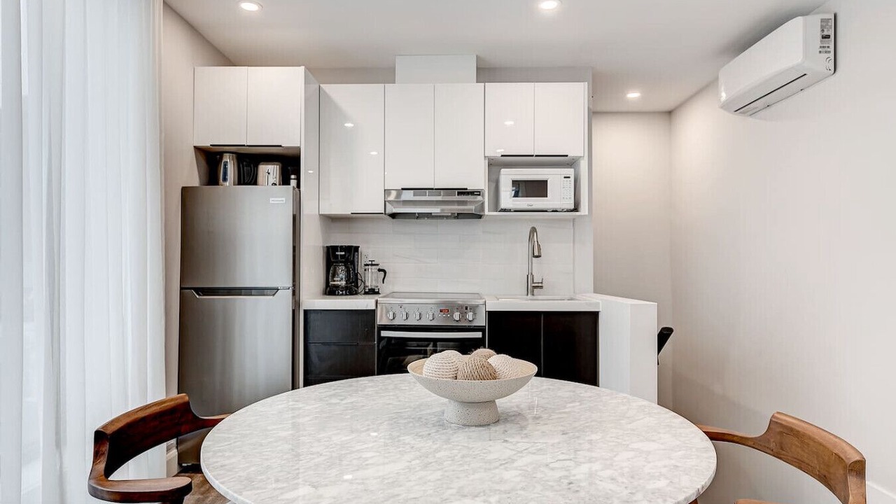 Photo of Kitchen in La Petite-Patrie