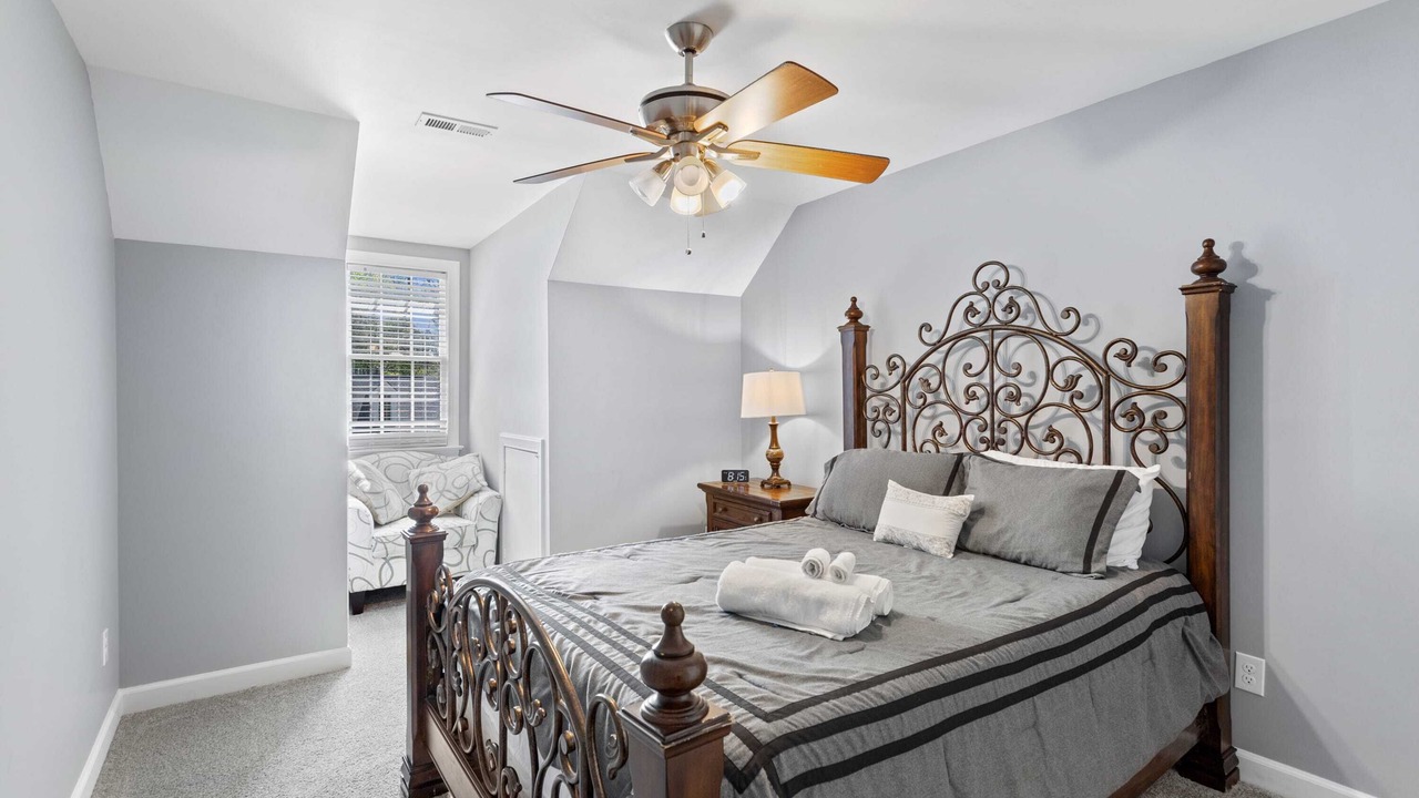 Photo of Bedroom in Apex