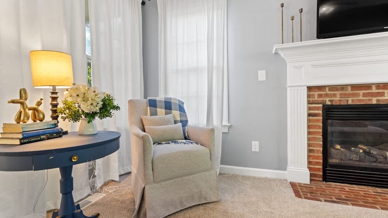 Photo of Livingroom in Apex