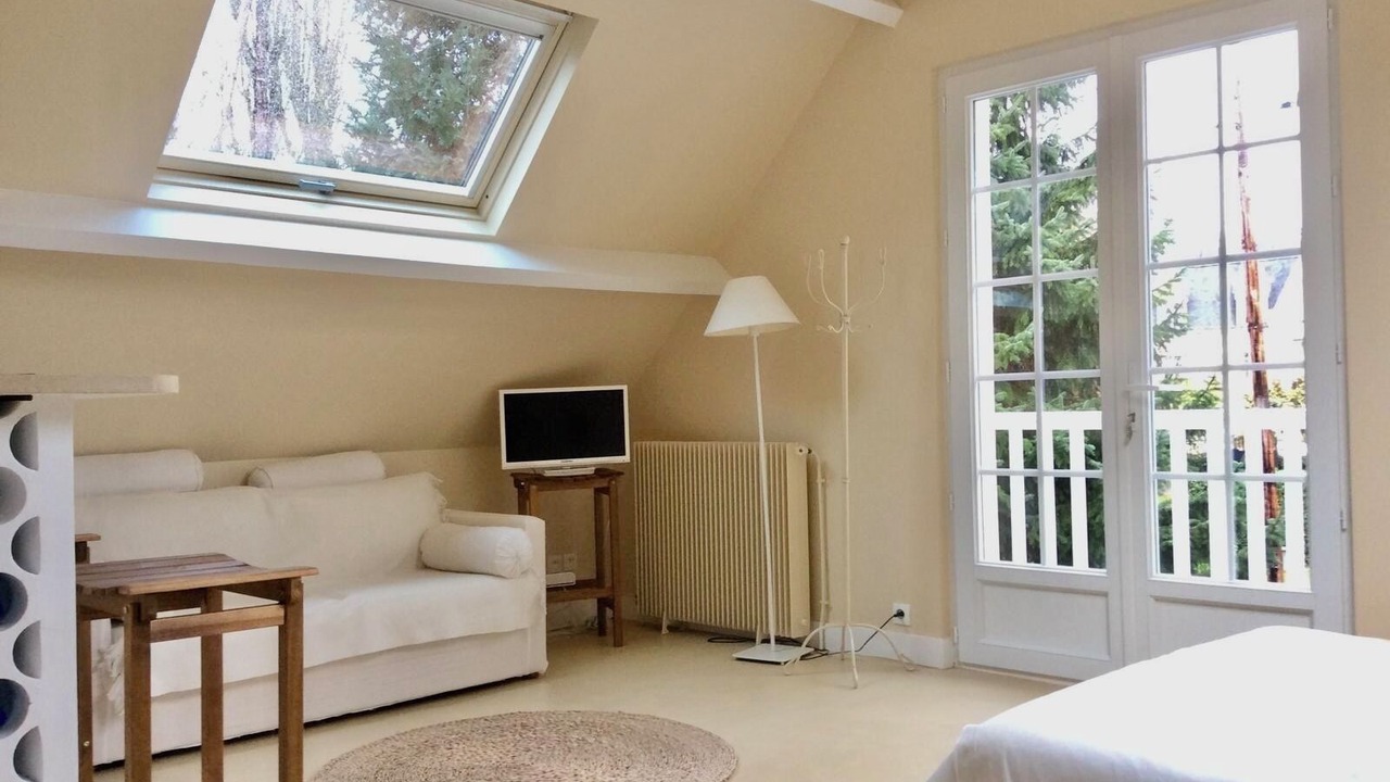 Photo of Bedroom in Vaucresson