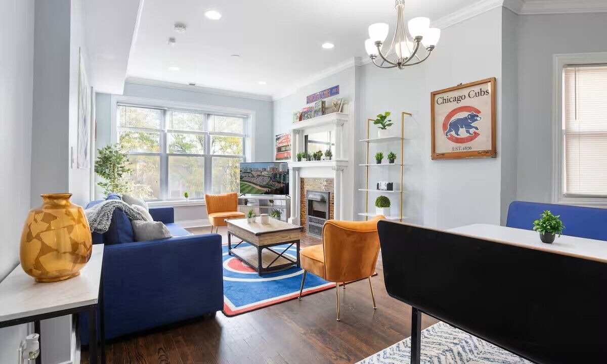 Photo of Livingroom in Lakeview