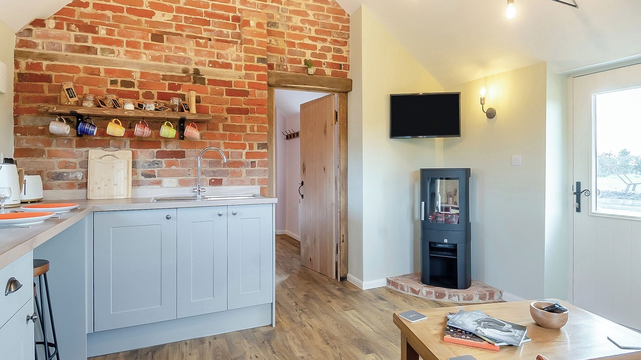 Photo of Others in Diss