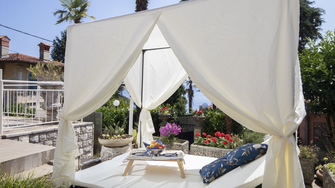 Photo of Patio Balcony in Ika