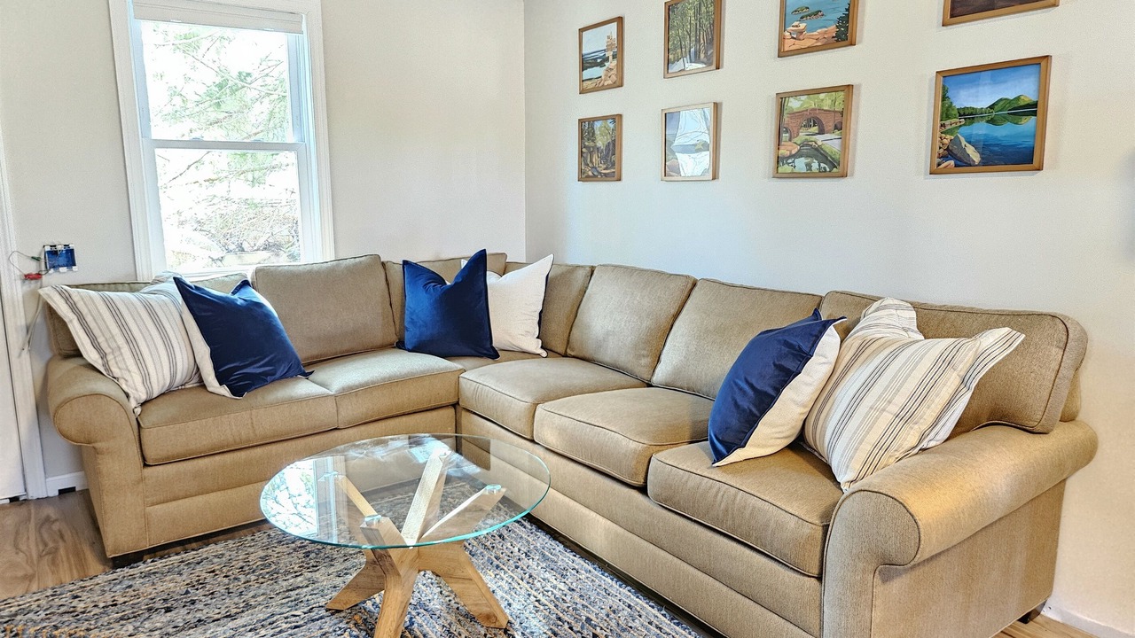 Photo of Livingroom in Southwest Harbor