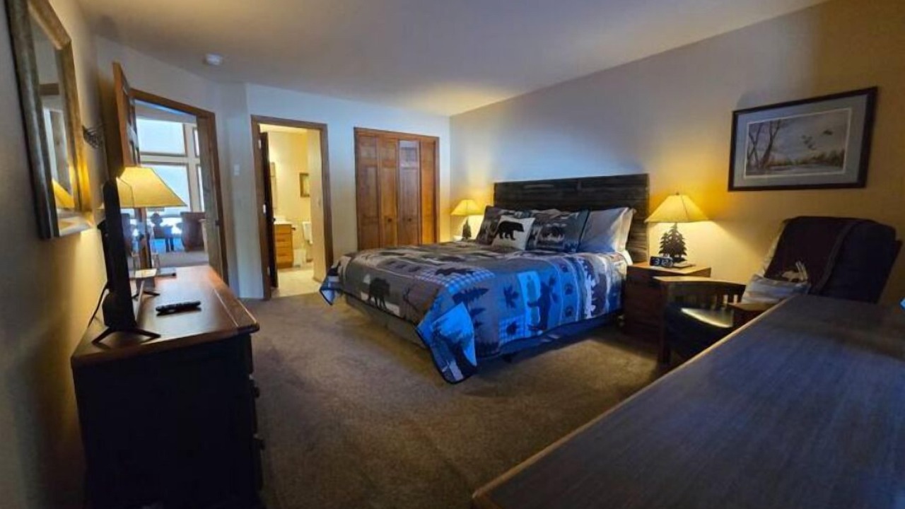 Photo of Bedroom in Big Sky