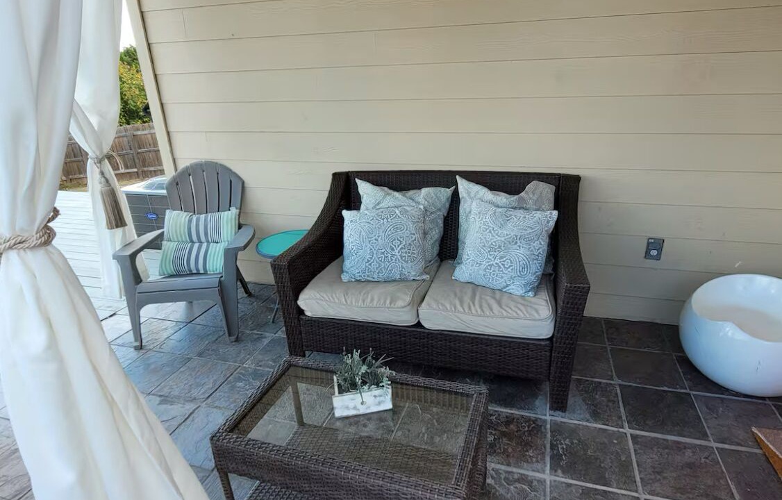 Photo of Patio Balcony in McNeil