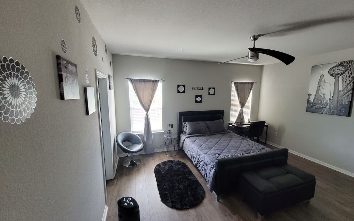 Photo of Bedroom in McNeil