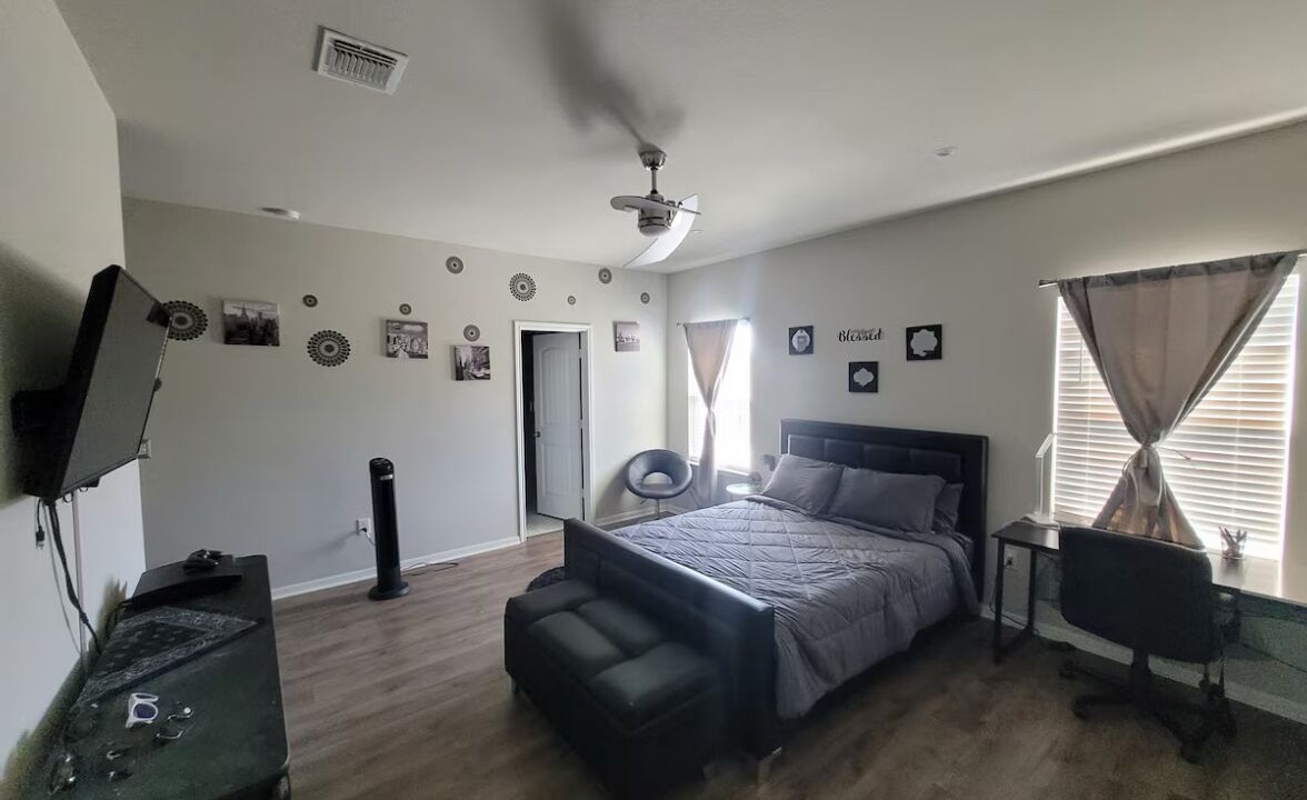 Photo of Bedroom in McNeil