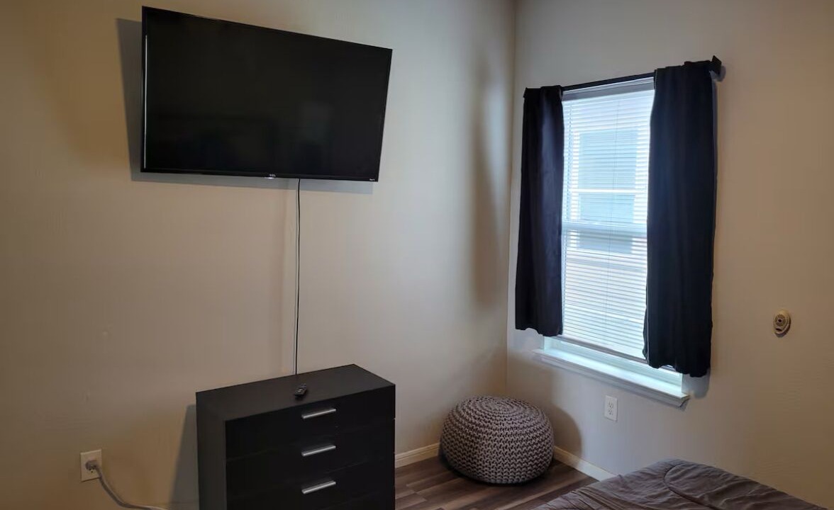 Photo of Bedroom in McNeil