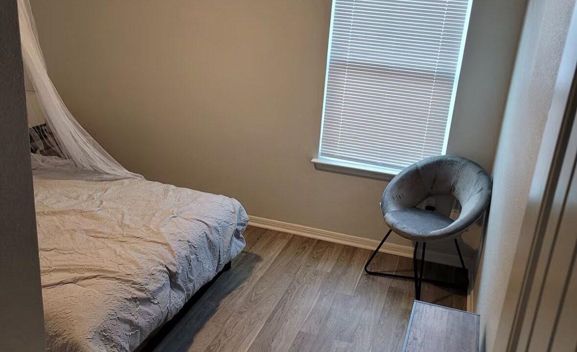 Photo of Bedroom in McNeil