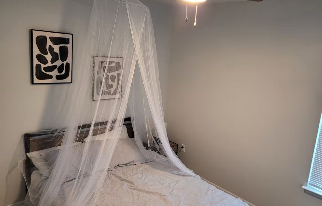 Photo of Bedroom in McNeil