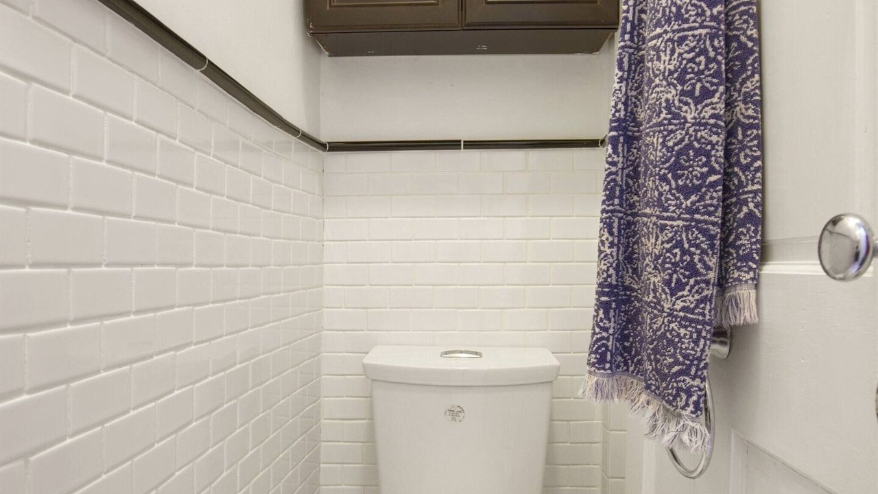 Photo of Bathroom in East Harlem