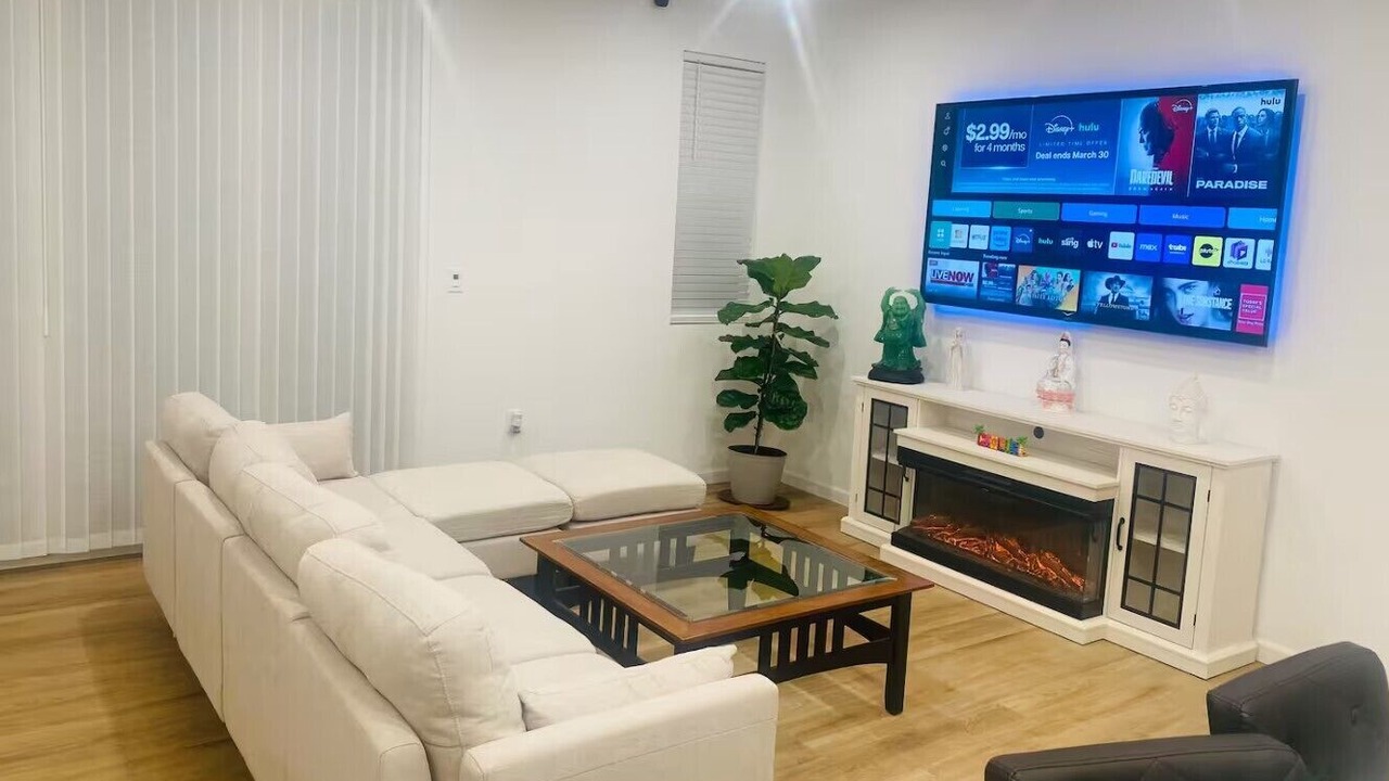 Photo of Livingroom in Lathrop