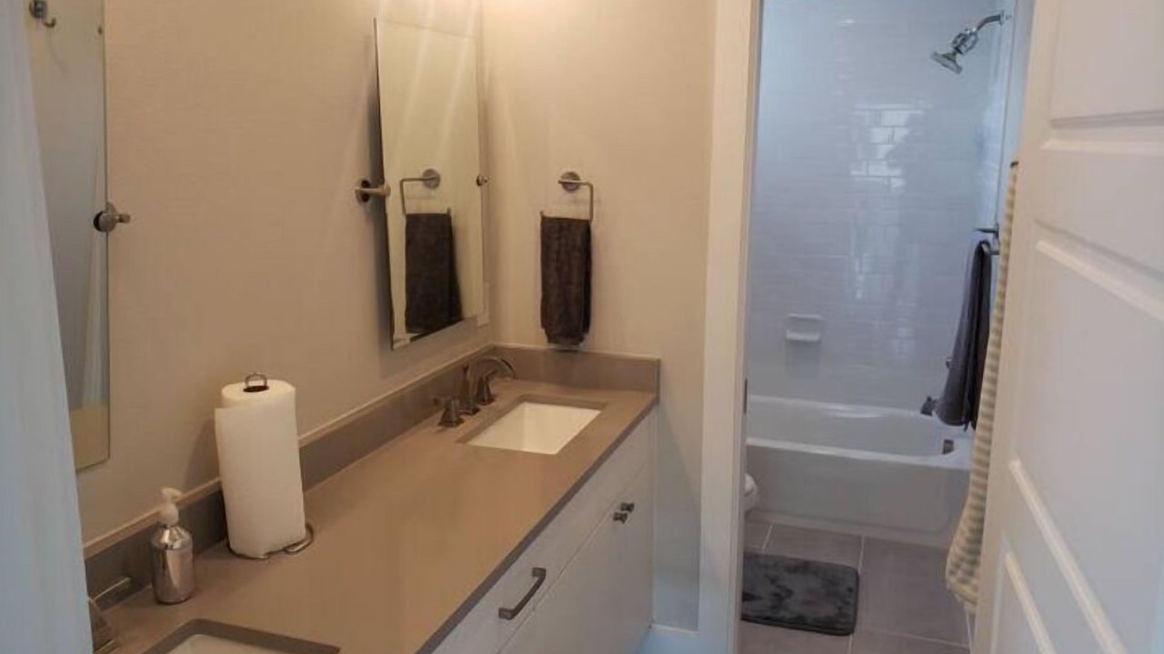 Photo of Bathroom in Tool