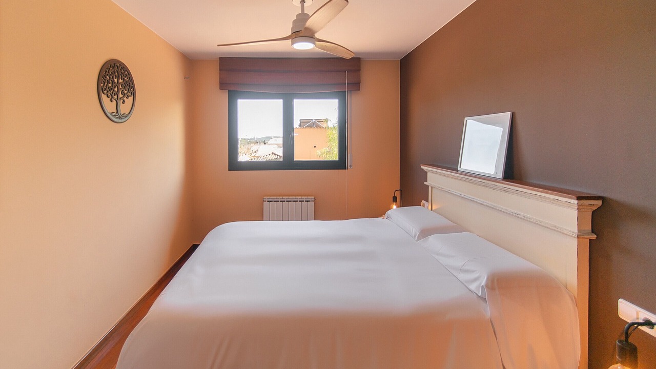 Photo of Bedroom in Vall-Llobrega