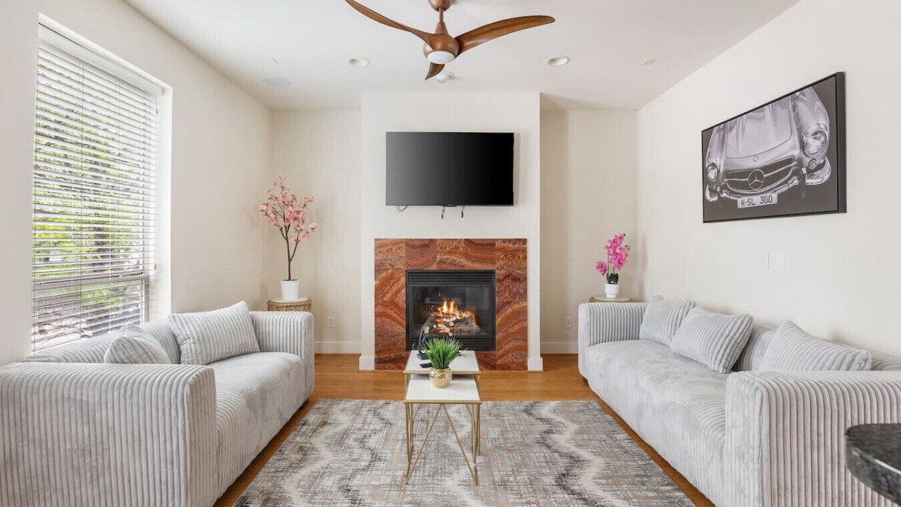 Photo of Livingroom in Oak Lawn