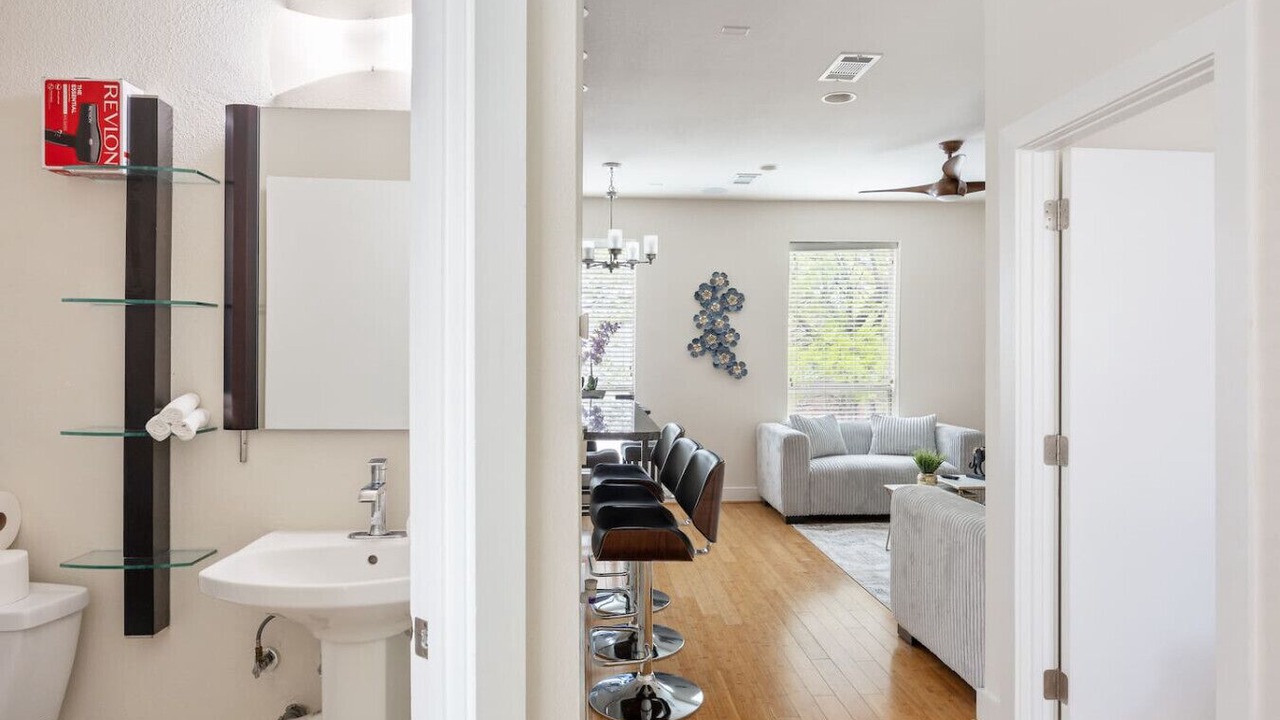 Photo of Bathroom in Oak Lawn