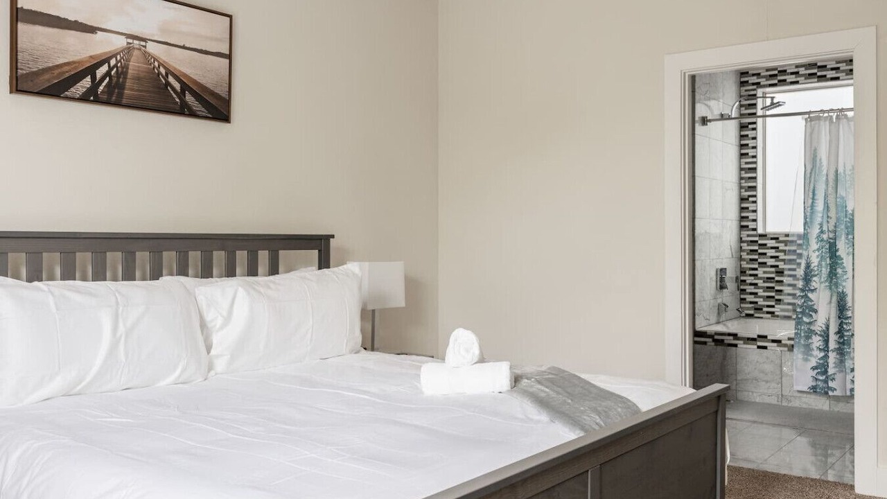 Photo of Bedroom in Oak Lawn