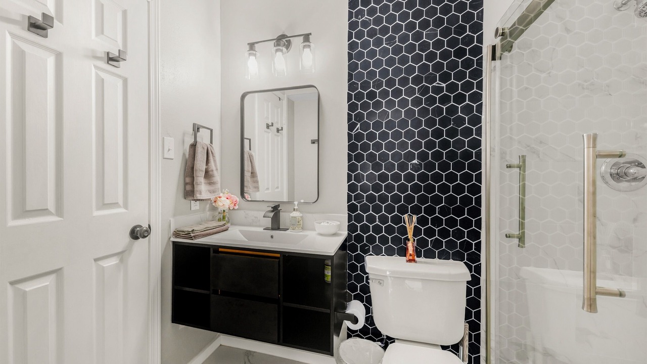Photo of Bathroom in Northgate