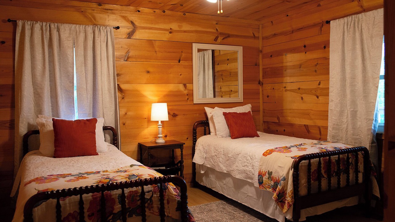 Photo of Bedroom in Mountain View