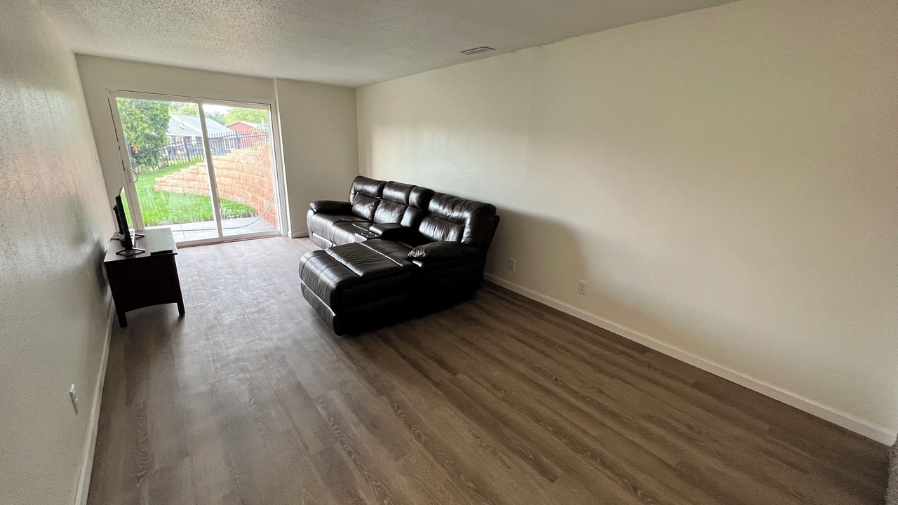 Photo of Livingroom in Coralville