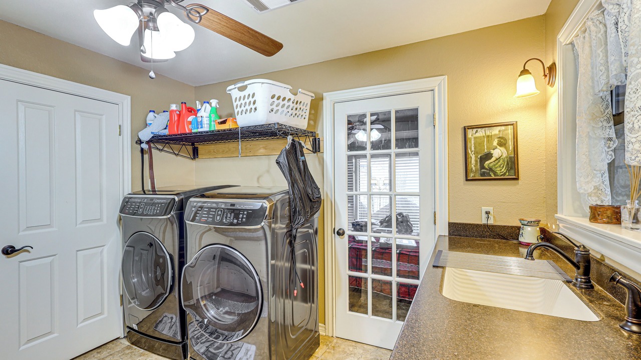 Photo of Bedroom in Salado
