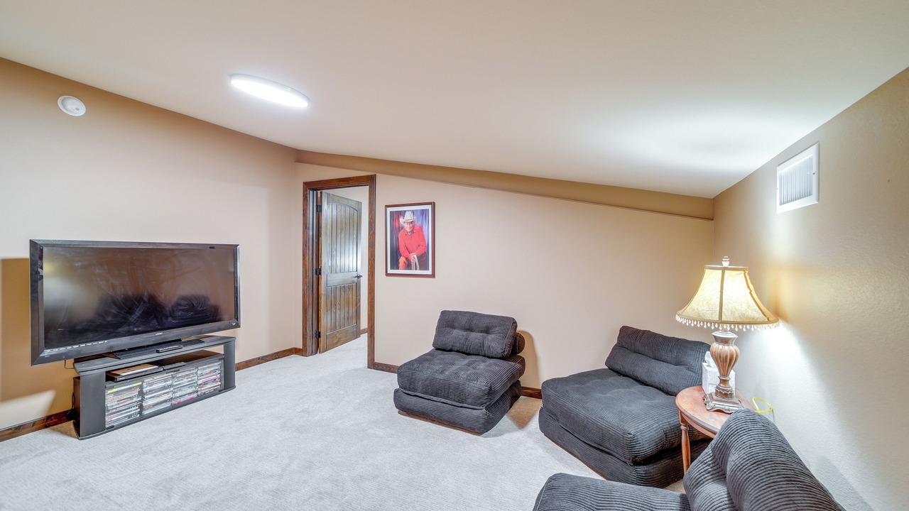 Photo of Livingroom in Daisy