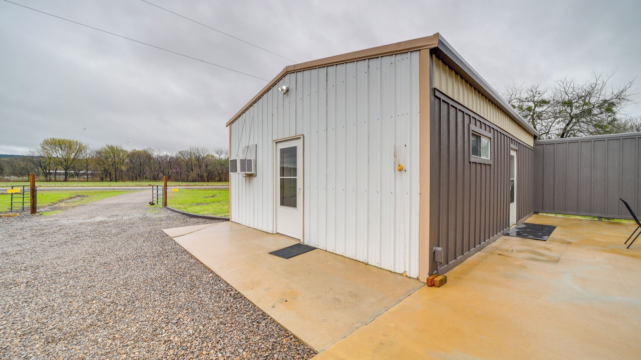 Photo of Outdoor in Daisy