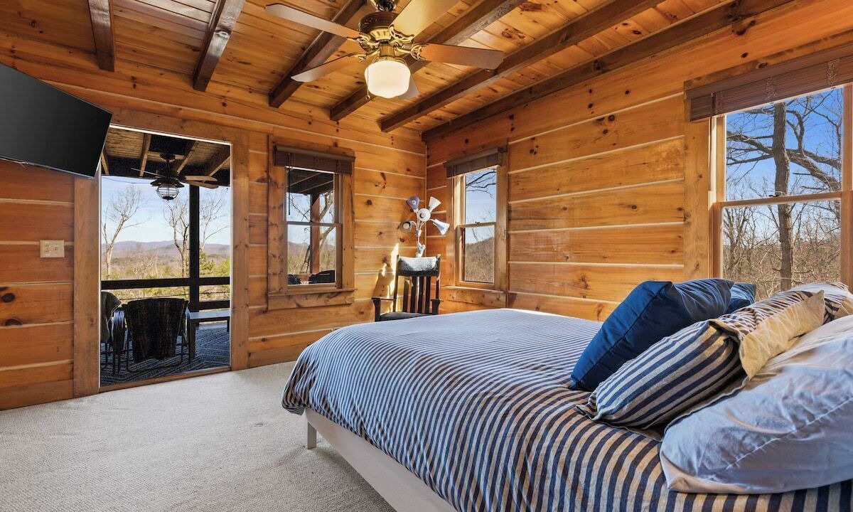 Photo of Bedroom in My Mountain