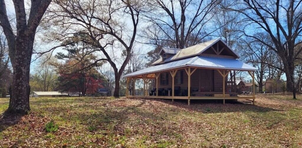 Photo of Outdoor in Clarksville