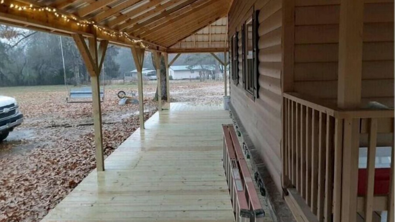 Photo of Outdoor in Clarksville